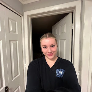 Meet your Posher, Mayaana